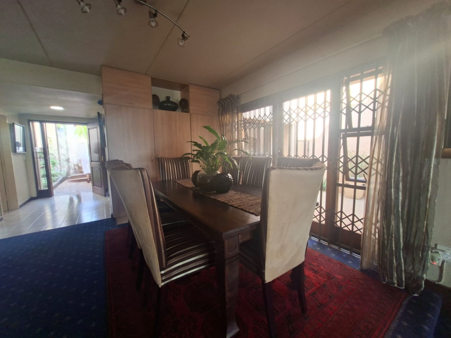 3 Bedroom Property for Sale in Wilro Park Gauteng
