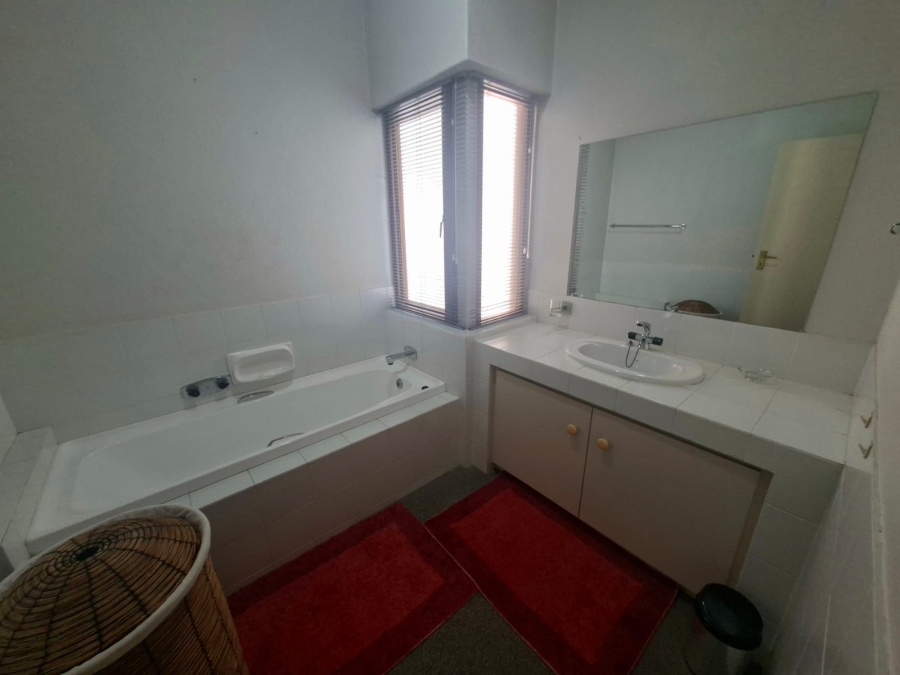 3 Bedroom Property for Sale in Wilro Park Gauteng