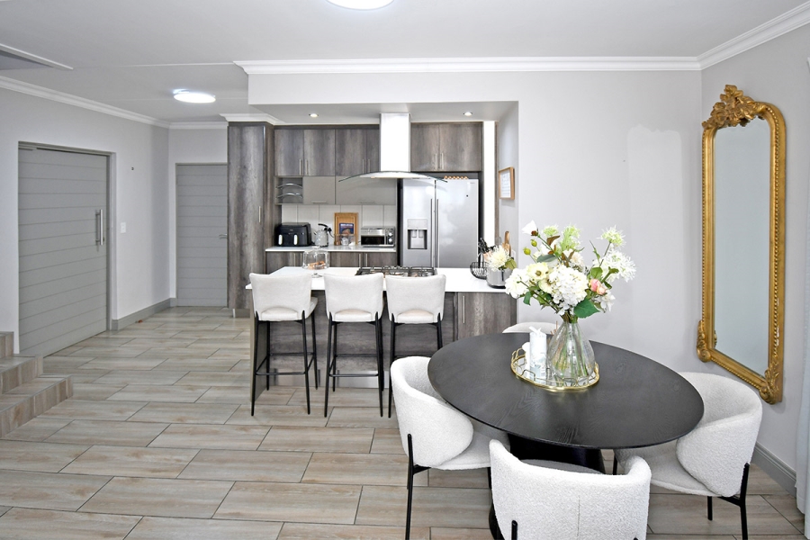 4 Bedroom Property for Sale in Broadacres Gauteng