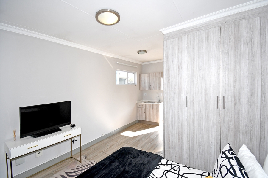 4 Bedroom Property for Sale in Broadacres Gauteng
