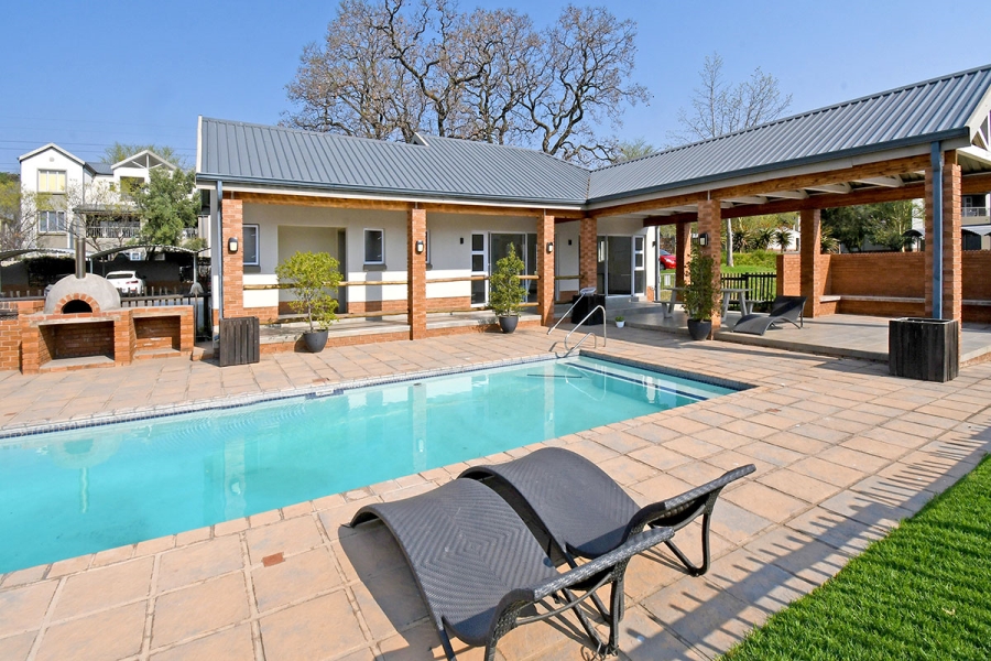 4 Bedroom Property for Sale in Broadacres Gauteng