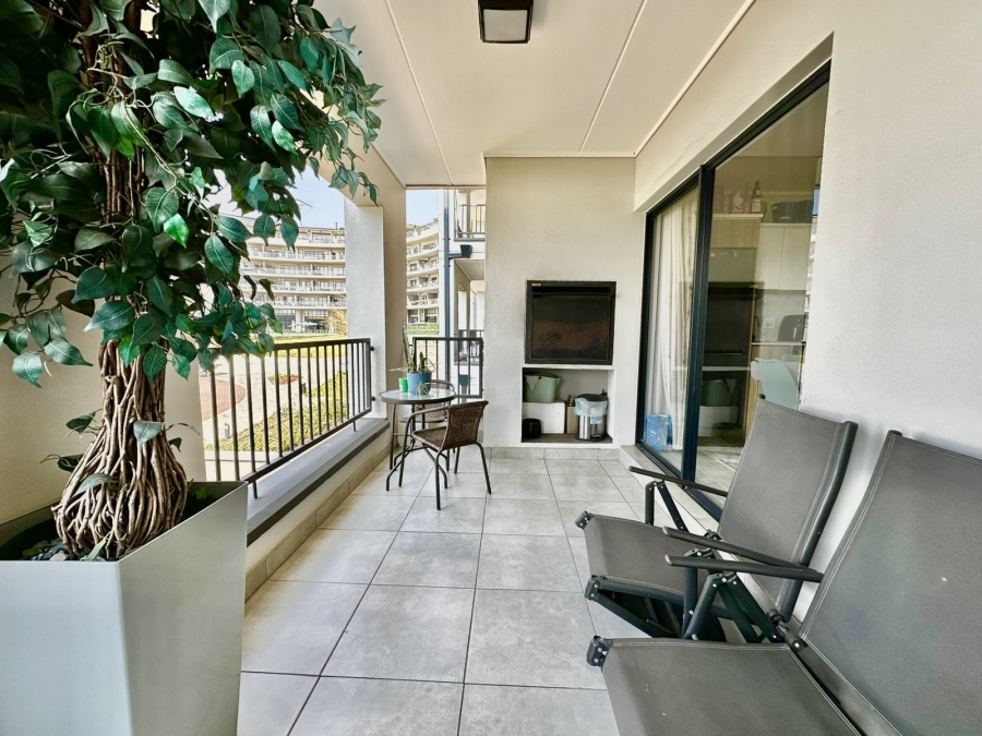 To Let 3 Bedroom Property for Rent in Waterfall Gauteng