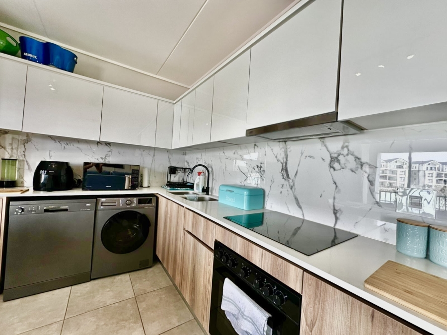 To Let 3 Bedroom Property for Rent in Waterfall Gauteng