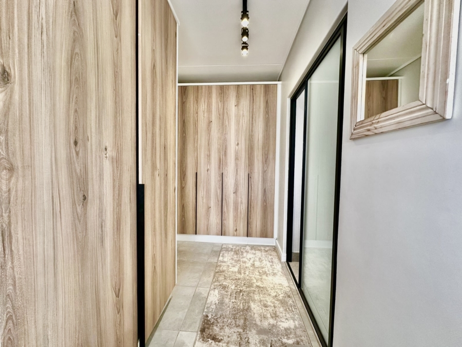 To Let 3 Bedroom Property for Rent in Waterfall Gauteng