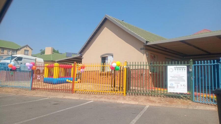 To Let 2 Bedroom Property for Rent in Terenure Gauteng