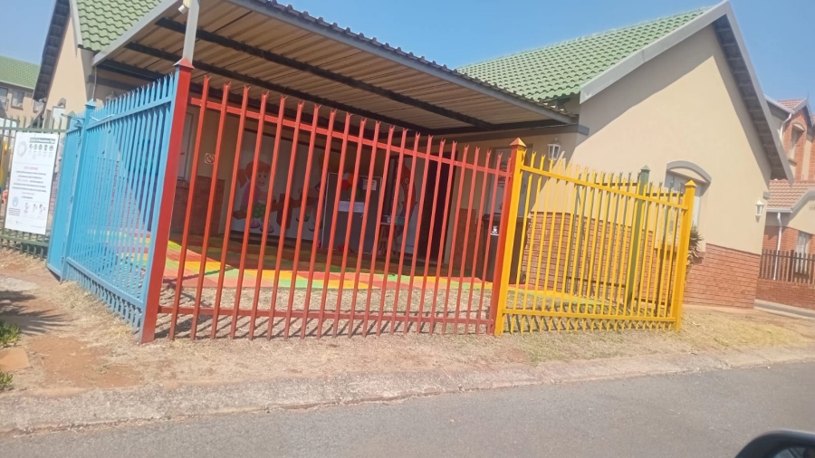 To Let 2 Bedroom Property for Rent in Terenure Gauteng