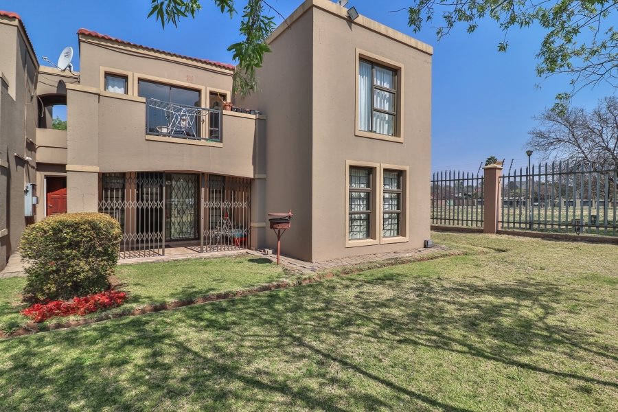 3 Bedroom Property for Sale in Jansenpark Gauteng
