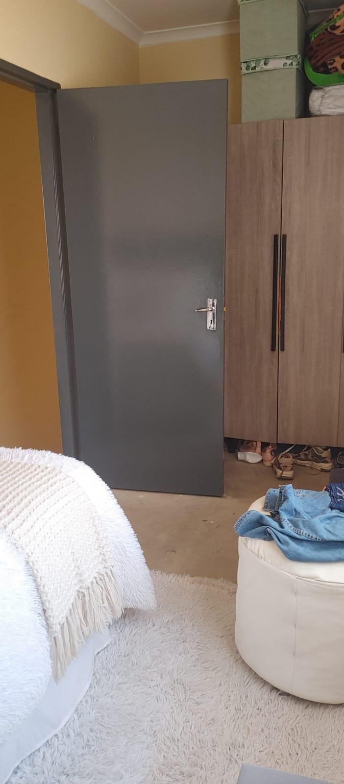 2 Bedroom Property for Sale in Lufhereng Gauteng