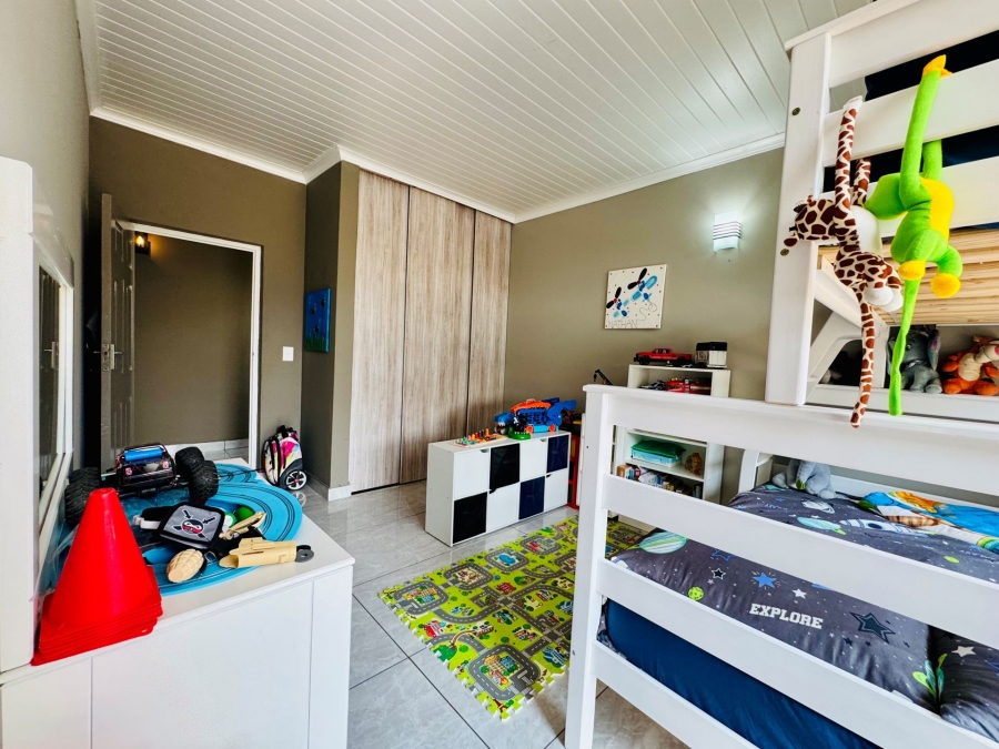 4 Bedroom Property for Sale in Sable Hills Gauteng