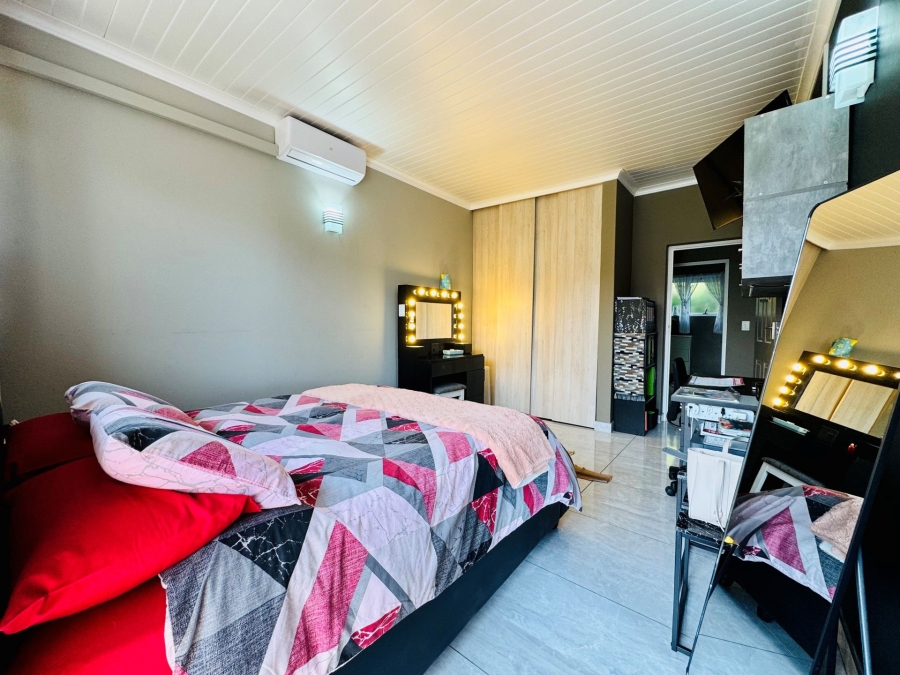 4 Bedroom Property for Sale in Sable Hills Gauteng