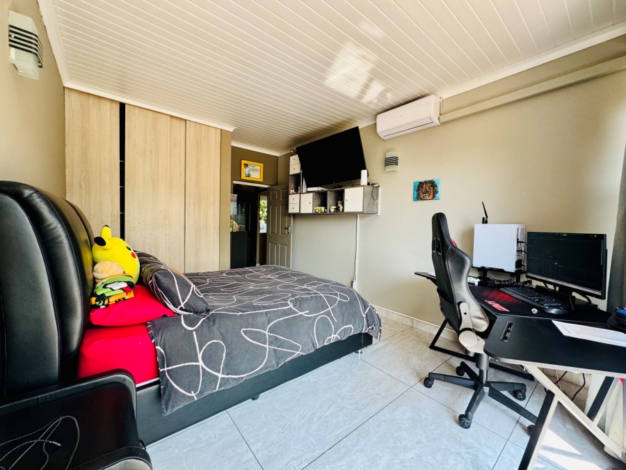 4 Bedroom Property for Sale in Sable Hills Gauteng