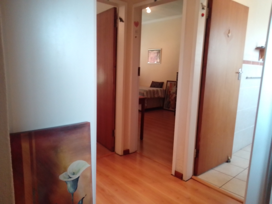 2 Bedroom Property for Sale in Birchleigh Gauteng
