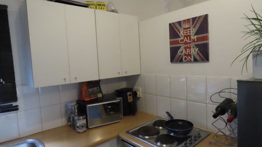 1 Bedroom Property for Sale in Sunninghill Gauteng