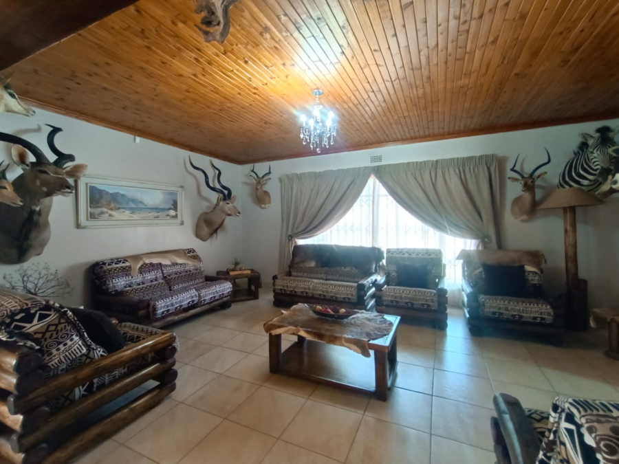 4 Bedroom Property for Sale in Vanderbijlpark SE 2 Gauteng