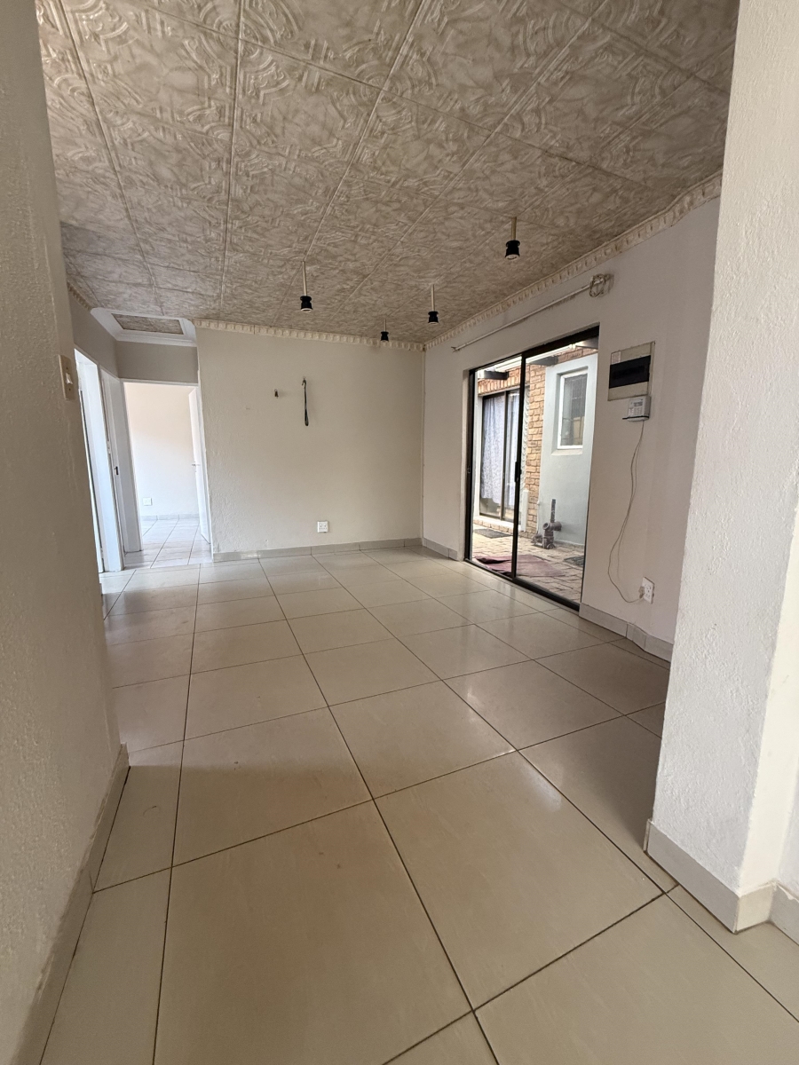 3 Bedroom Property for Sale in Elandspoort Gauteng