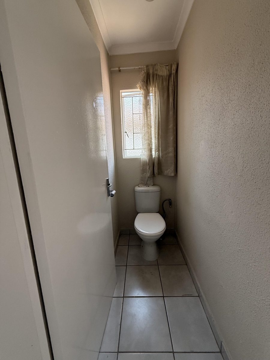 3 Bedroom Property for Sale in Elandspoort Gauteng