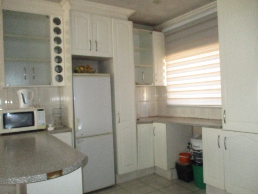 To Let 3 Bedroom Property for Rent in Kagiso Gauteng