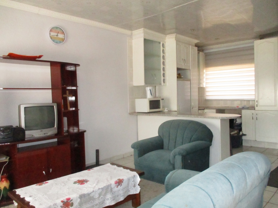 To Let 3 Bedroom Property for Rent in Kagiso Gauteng