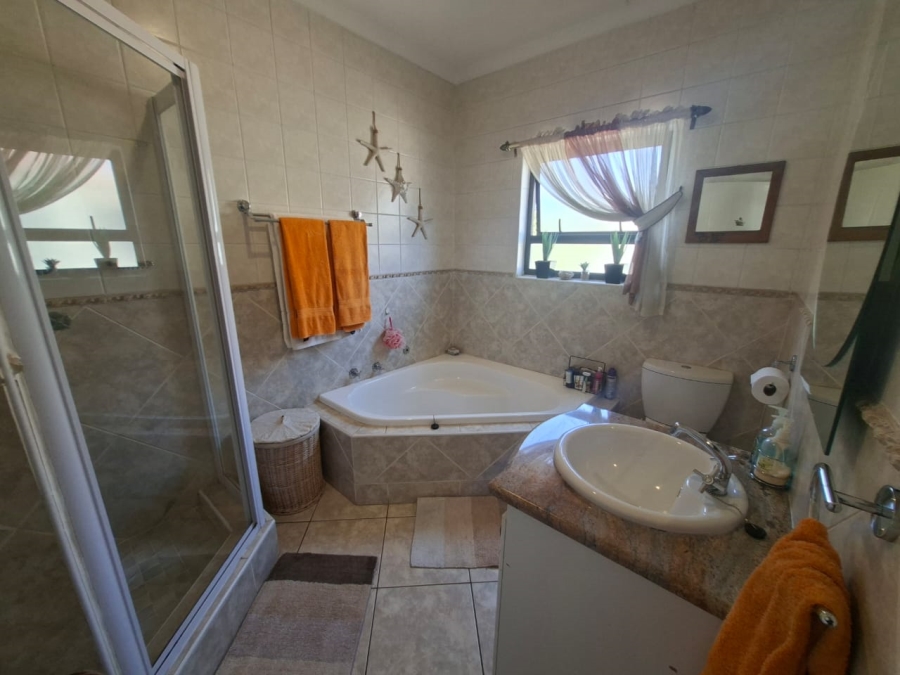 3 Bedroom Property for Sale in Noordheuwel Gauteng
