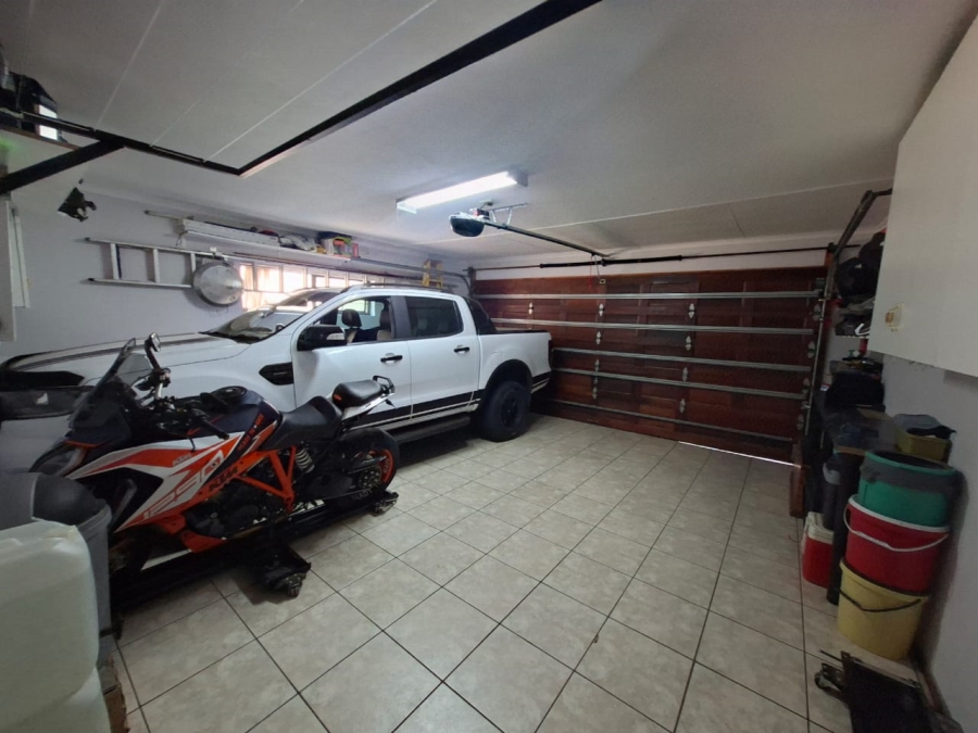 3 Bedroom Property for Sale in Noordheuwel Gauteng
