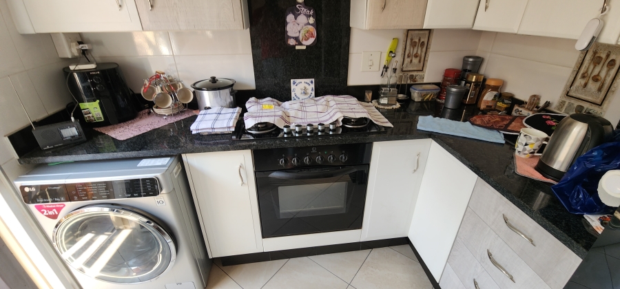 3 Bedroom Property for Sale in New Redruth Gauteng