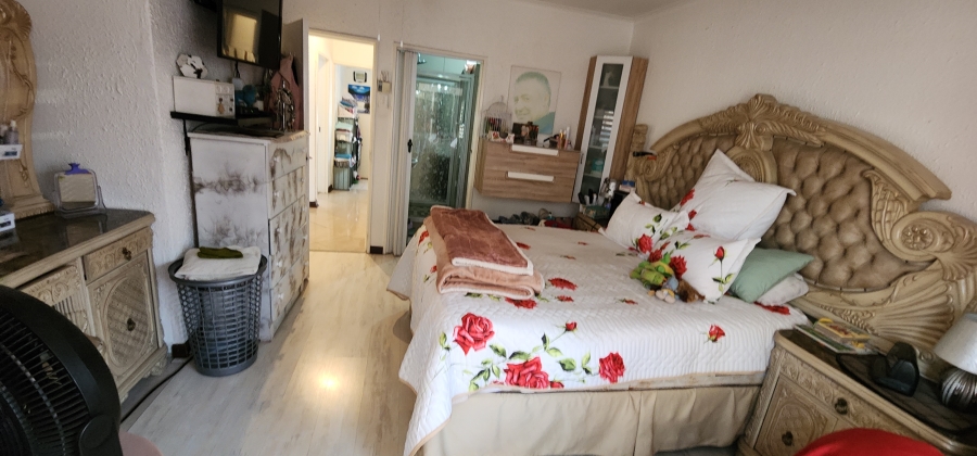 3 Bedroom Property for Sale in New Redruth Gauteng
