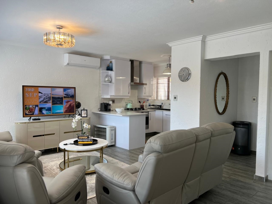 2 Bedroom Property for Sale in Morningside Gauteng