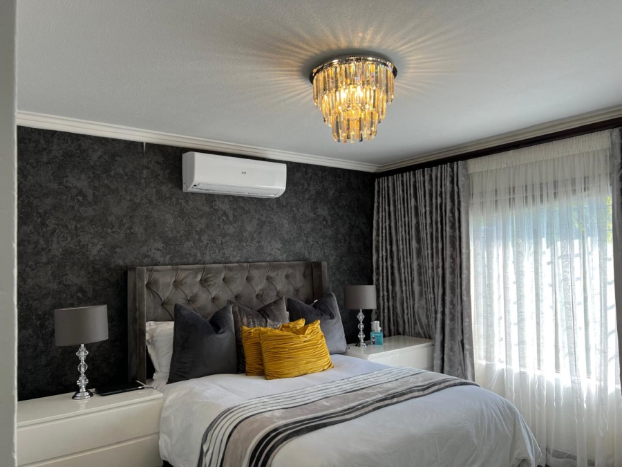 2 Bedroom Property for Sale in Morningside Gauteng