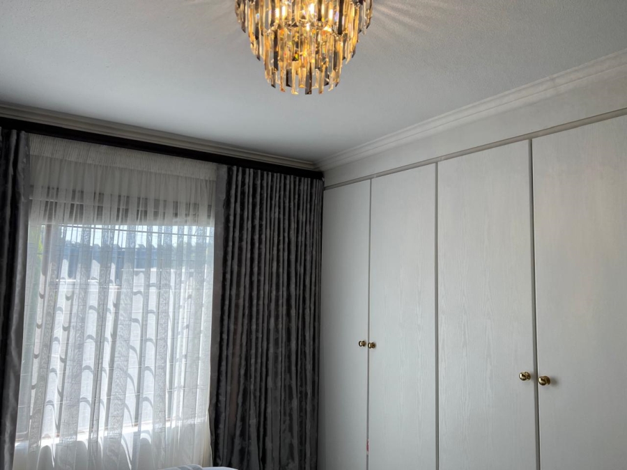 2 Bedroom Property for Sale in Morningside Gauteng
