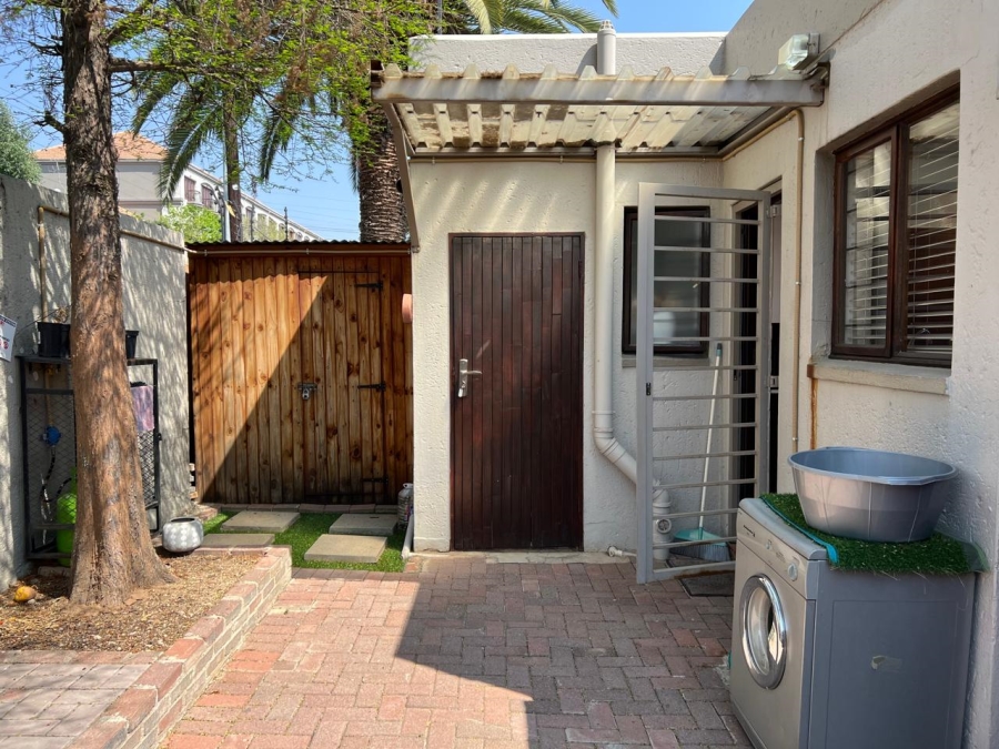 2 Bedroom Property for Sale in Morningside Gauteng
