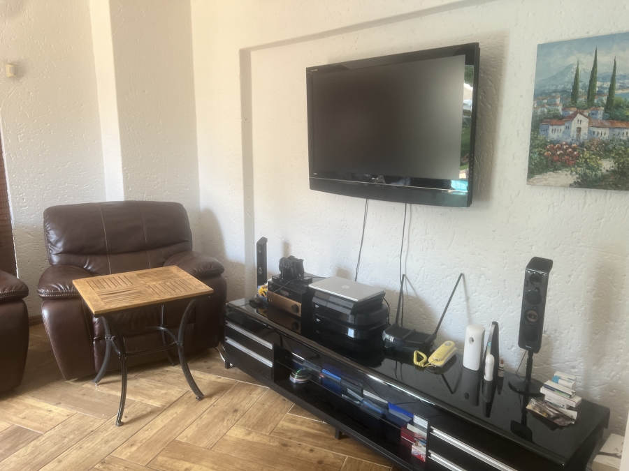 3 Bedroom Property for Sale in River Club Gauteng