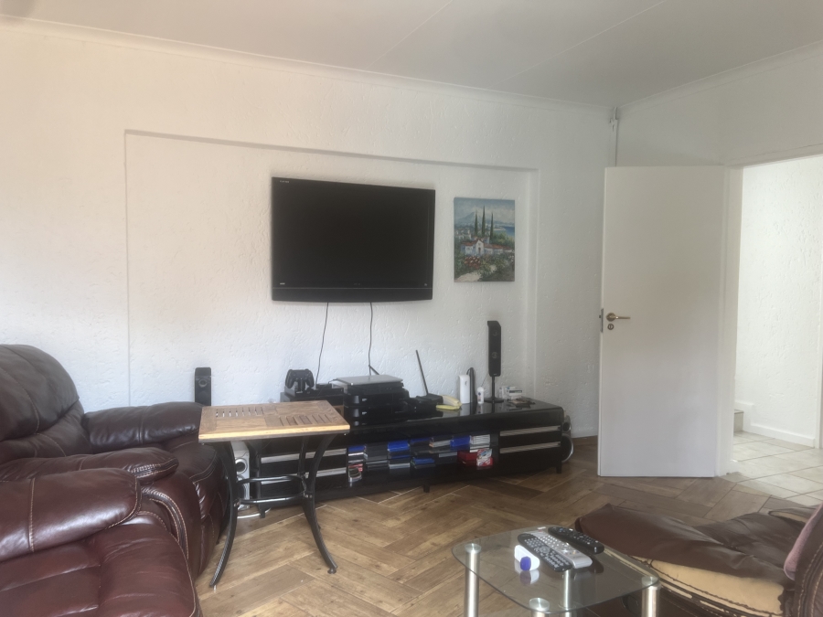 3 Bedroom Property for Sale in River Club Gauteng