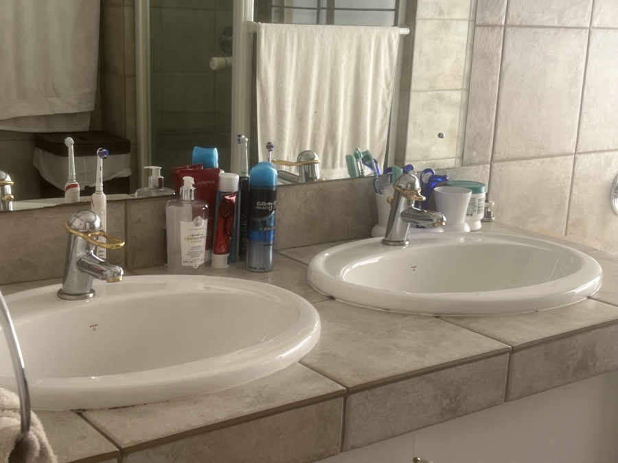3 Bedroom Property for Sale in River Club Gauteng