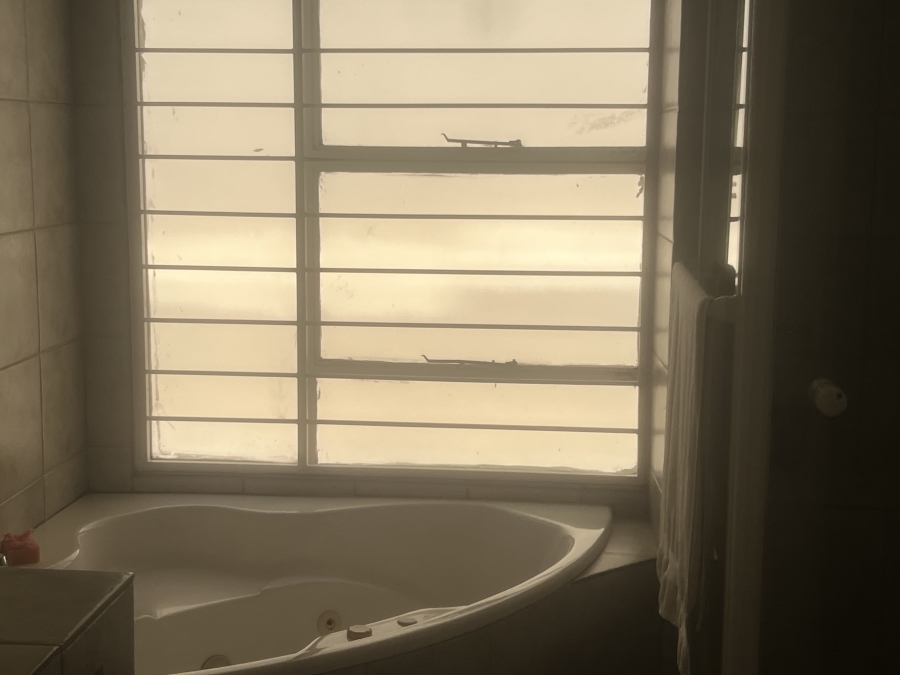 3 Bedroom Property for Sale in River Club Gauteng