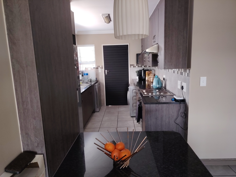 3 Bedroom Property for Sale in Amberfield Gauteng