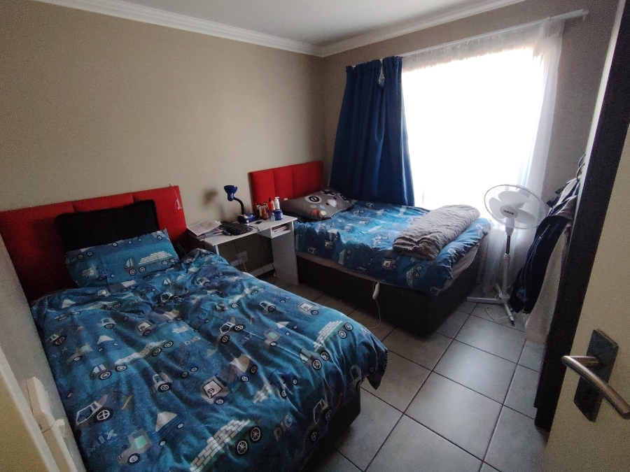 3 Bedroom Property for Sale in Amberfield Gauteng