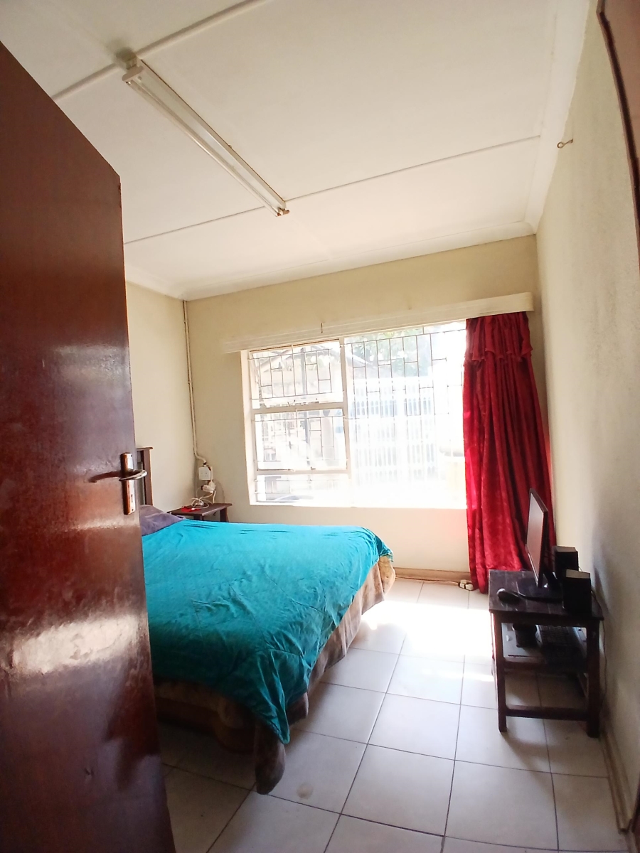 4 Bedroom Property for Sale in Dewitsrus Gauteng