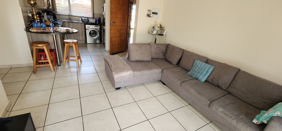 2 Bedroom Property for Sale in South Crest Gauteng
