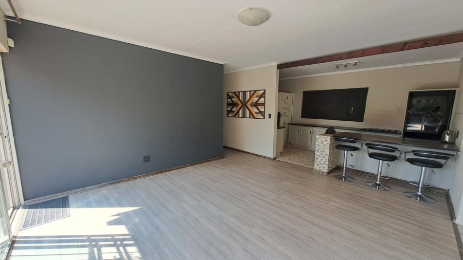 3 Bedroom Property for Sale in Three Rivers East Gauteng