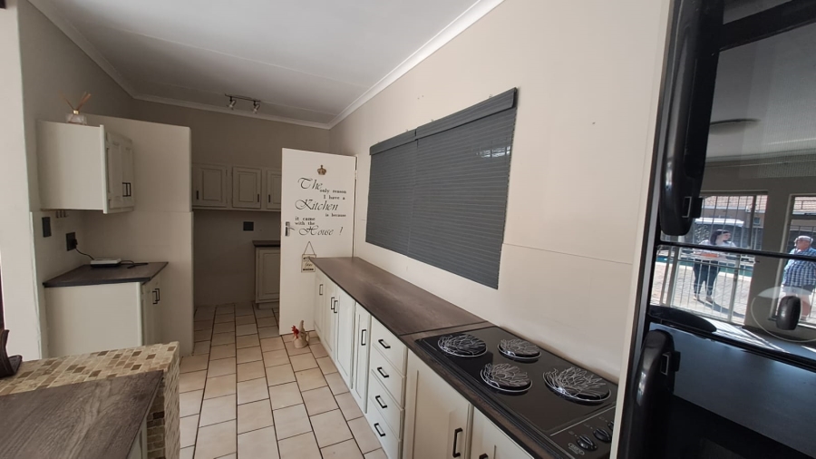 3 Bedroom Property for Sale in Three Rivers East Gauteng