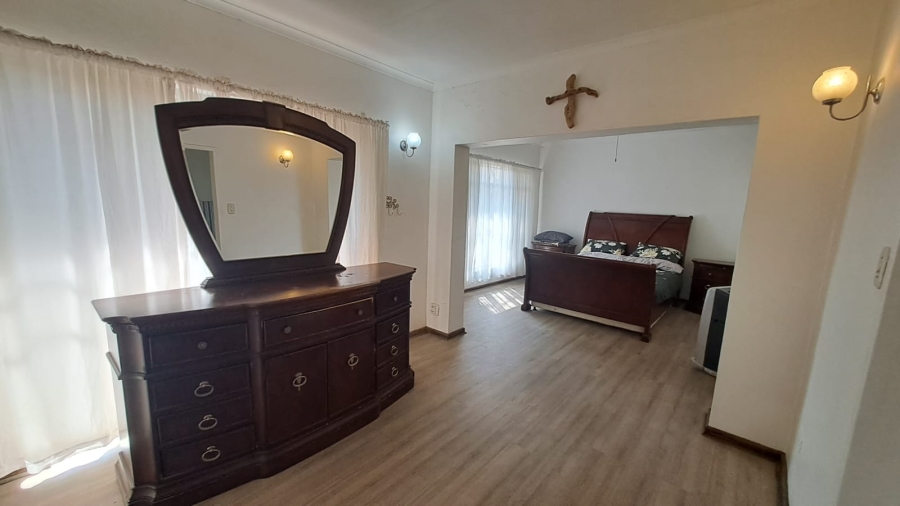 3 Bedroom Property for Sale in Three Rivers East Gauteng