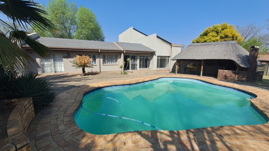 3 Bedroom Property for Sale in Three Rivers East Gauteng