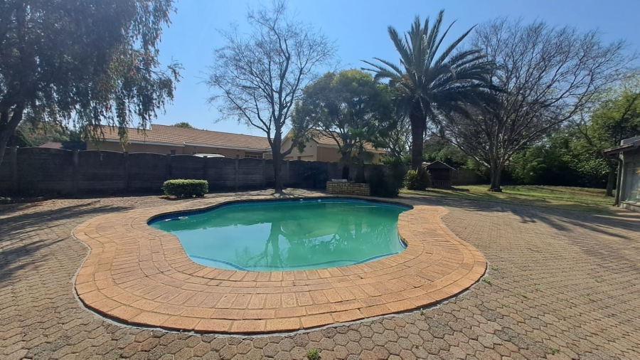 3 Bedroom Property for Sale in Three Rivers East Gauteng