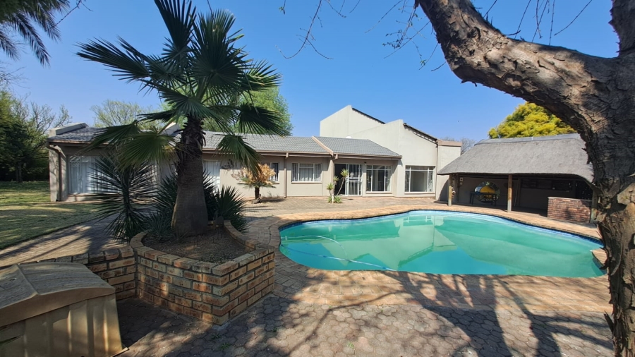3 Bedroom Property for Sale in Three Rivers East Gauteng