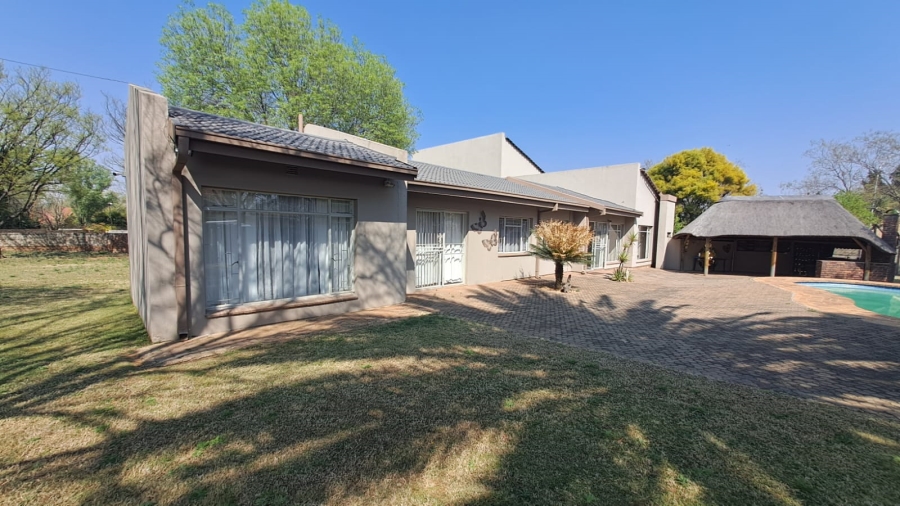 3 Bedroom Property for Sale in Three Rivers East Gauteng