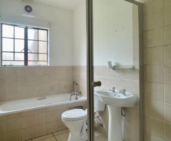 To Let 2 Bedroom Property for Rent in Grand Central Gauteng