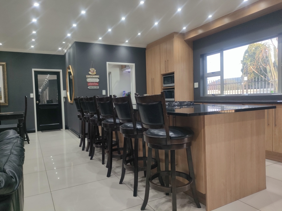 4 Bedroom Property for Sale in Clarens Park Gauteng
