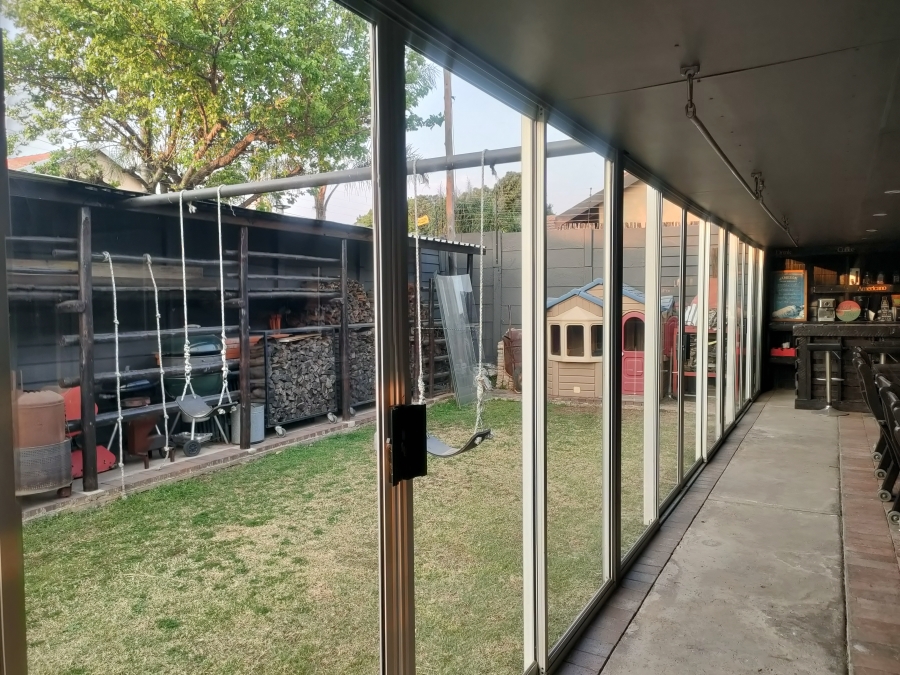 4 Bedroom Property for Sale in Clarens Park Gauteng