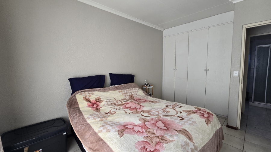 To Let 2 Bedroom Property for Rent in Halfway Gardens Gauteng