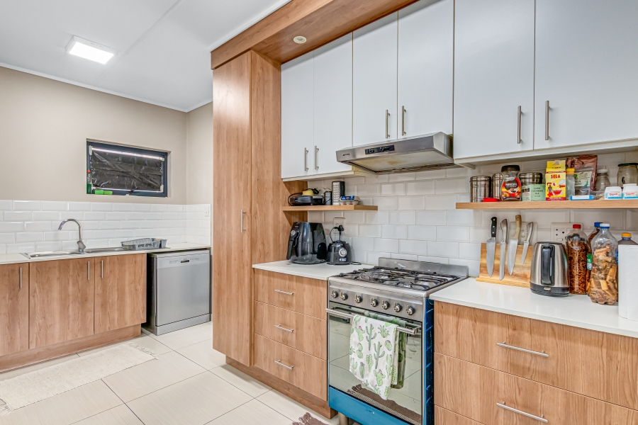 2 Bedroom Property for Sale in Kyalami Gauteng